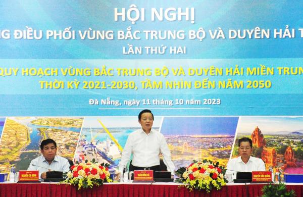 Quy hoạch phát triển KT-XH của Vùng Bắc Trung Bộ và Duyên hải Trung Bộ phải gắn liền với ANQP