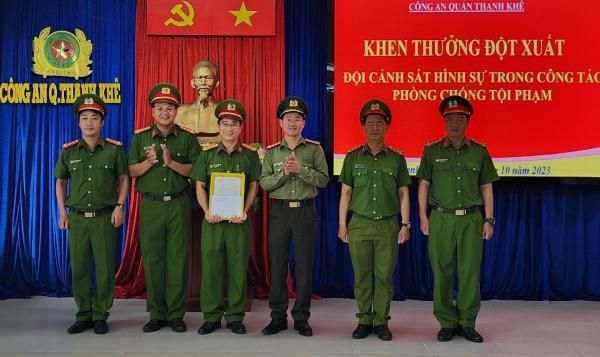 Công an quận Thanh Khê khen thưởng các đơn vị truy xét nhanh đối tượng cướp giật tài sản