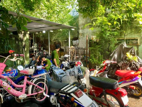 Truy tận gốc các lò độ chế xe để kéo giảm hiện tượng hung thần đường phố