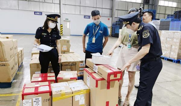 Phối hợp xử lý, tháo gỡ khó khăn, vướng mắc cho hoạt động xuất nhập khẩu