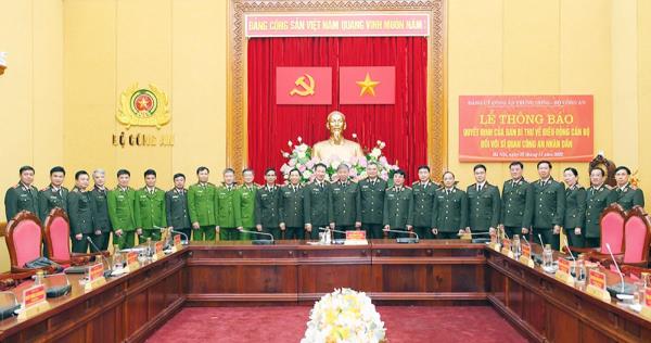 Thông báo Quyết định của Ban Bí thư, điều động Thiếu tướng Vũ Hồng Văn đến công tác tại Cơ quan Ủy ban Kiểm tra Trung ương