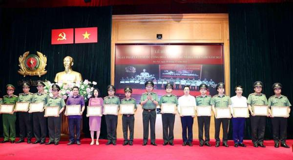 Bộ Công an tổ chức Lễ hưởng ứng Ngày Pháp luật nước Cộng hòa xã hội chủ nghĩa Việt Nam năm 2023