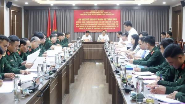 Tăng cường công tác xây dựng, chỉnh đốn Đảng và hệ thống chính trị