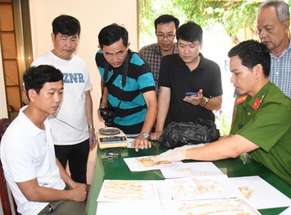 Vụ dùng súng cướp tiệm vàng tại Trà Vinh: Thu giữ 80 chỉ vàng tang vật
