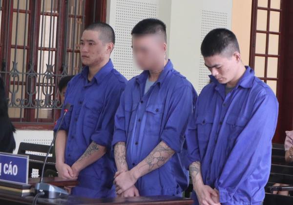 Vào tù cả… ổ