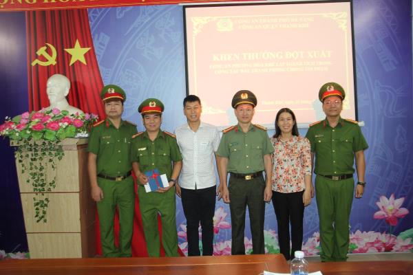 Truy bắt nhanh đối tượng cướp giật trong tiệm vàng