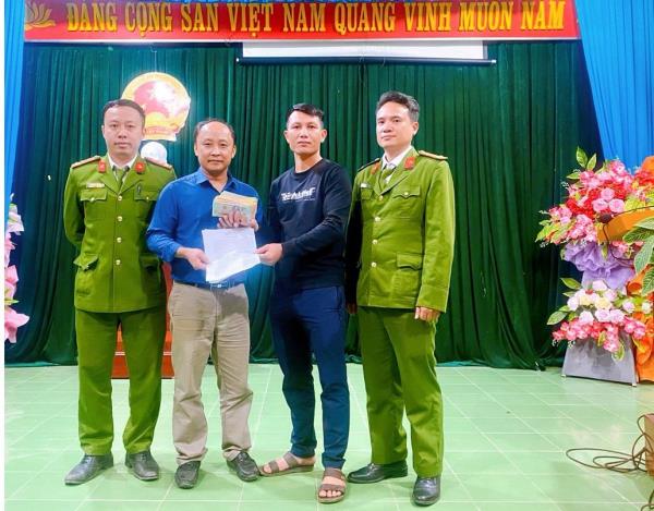 Hành động đẹp của một người dân nhận tài khoản chuyển nhầm