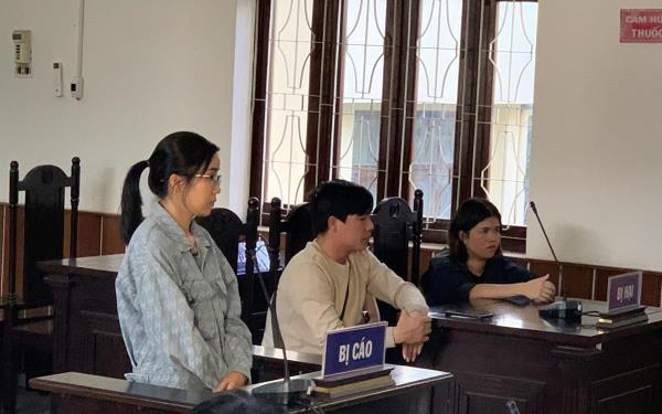 Lừa 1 tỷ đồng trả 10 năm tù