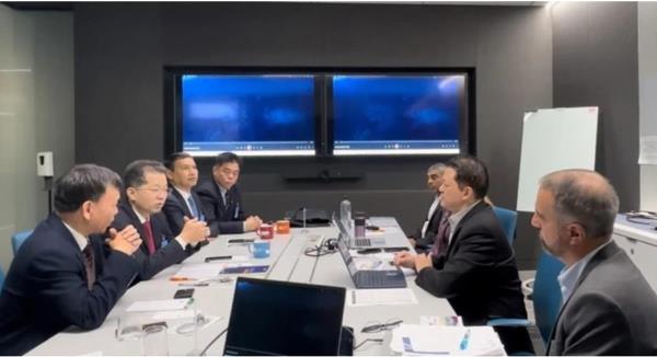 Rộng cửa đón AI