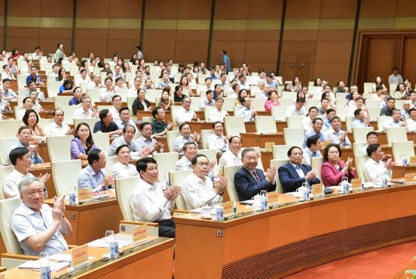 Hơn 1,2 triệu đại biểu dự Hội nghị quán triệt, triển khai thực hiện Nghị quyết Hội nghị lần thứ mười Ban Chấp hành Trung ương Đảng khóa XIII