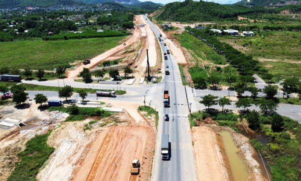 TP Đà Nẵng phát động đợt thi đua cao điểm vận động và hoàn thành bàn giao mặt bằng cho Dự án cao tốc Hòa Liên – Túy Loan