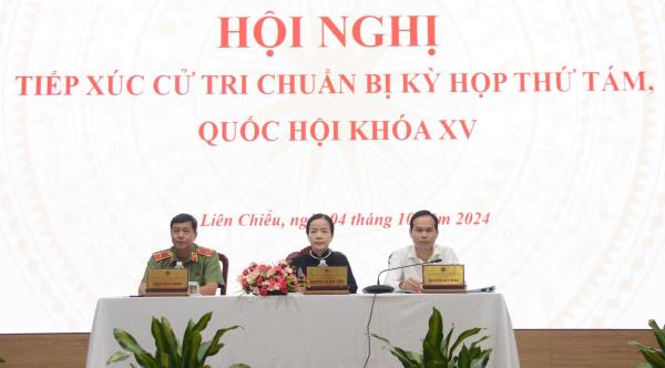 Cử tri quan tâm đến việc chi trả bảo hiểm y tế khi người dân đi khám chữa bệnh
