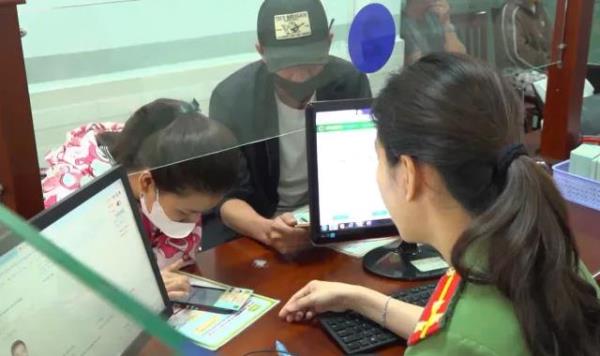 Cảnh giác trước nguy cơ lộ lọt thông tin cá nhân vì dịch vụ làm hộ chiếu online