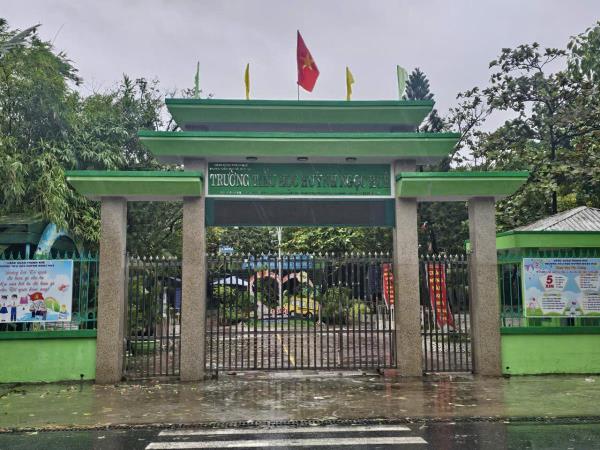 Mưa lớn gây ngập lụt, học sinh toàn thành phố Đà Nẵng nghỉ học