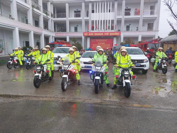 Công an huyện Hòa Vang ra quân trấn áp tội phạm, đảm bảo an ninh trật tự dịp Lễ Noel, tết Dương lịch, tết Nguyên đán năm 2025