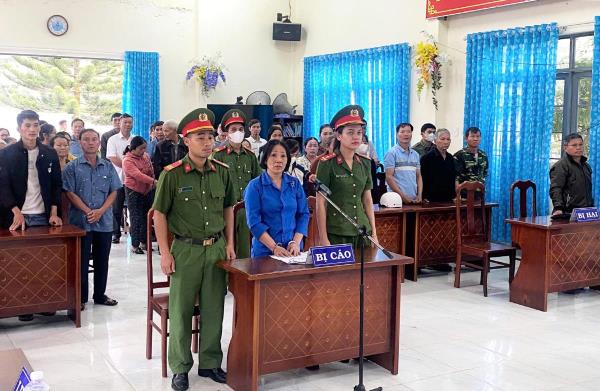 Lừa gần 2 tỷ đồng trả 13 năm tù