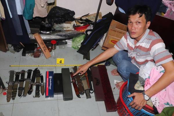 Phá đường dây buôn bán vũ khí, thu giữ gần 100 khẩu súng, 9.000 viên đạn