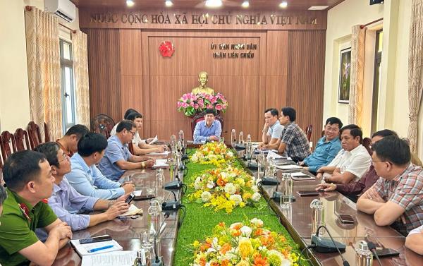 Nhiều hộ dân tự nguyện bàn giao mặt bằng Dự án Tuyến đường Trục I Tây Bắc