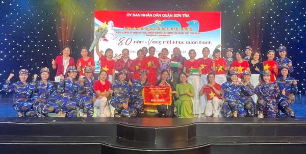 Liên hoan Nghệ thuật quần chúng Vang mãi khúc quân hành