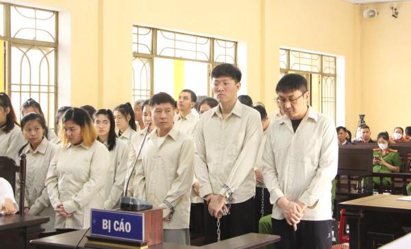 Xét xử đường dây cho vay lãi cắt cổ hơn 20.000 tỷ đồng do người Trung Quốc cầm đầu