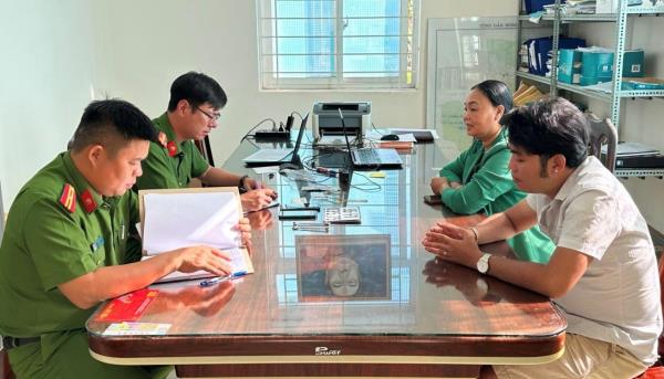 Người dân cảm ơn Công an Đắk Nông bắt giữ nhanh 2 đối tượng cướp giật tài sản