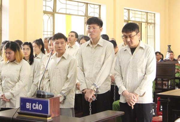 Tuyên án nhóm người mang quốc tịch Trung Quốc cùng đồng phạm trong đường dây tín dụng đen hơn 20.000 tỷ đồng