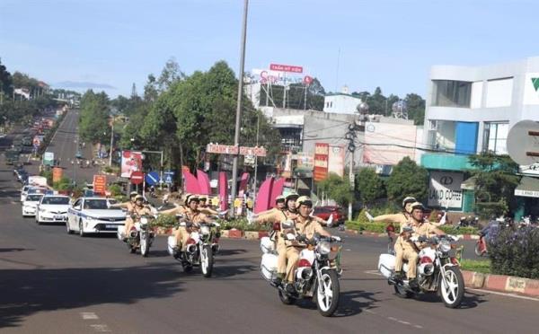 Công an Đắk Nông nỗ lực bảo đảm ANTT, phục vụ Nhân dân đi lại thông suốt, an toàn trong dịp nghỉ Lễ 30/4 - 1/5