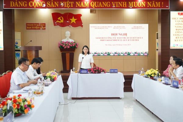 Báo chí dành sự quan tâm đặc biệt và hỗ trợ Đà Nẵng trong công tác thông tin tuyên truyền