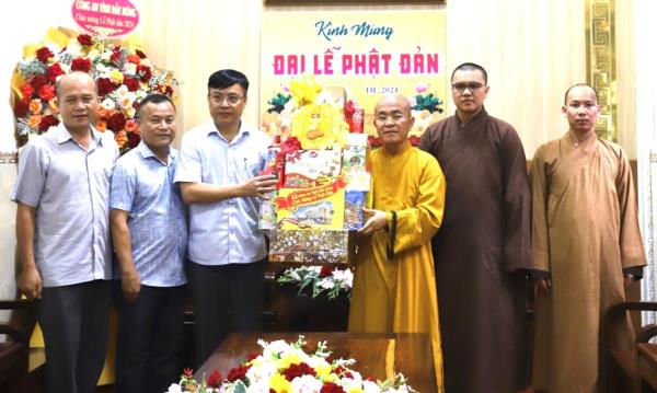 Công an tỉnh Đắk Nông chúc mừng Đại lễ Phật đản 2024