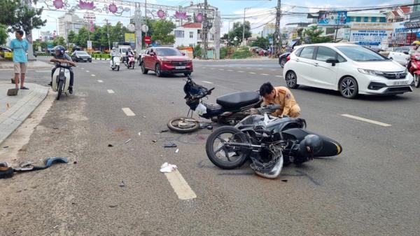 Giữa đường thọ nạn