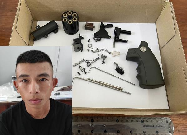 Lên mạng mua súng để… phòng thân