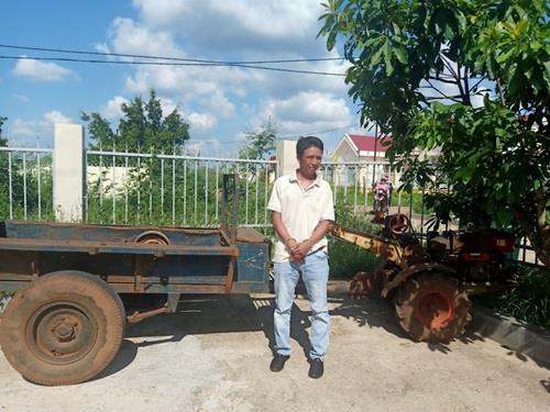 Con nghiện trộm máy cày