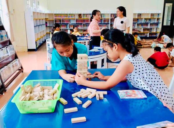 Trang sách ngày hè