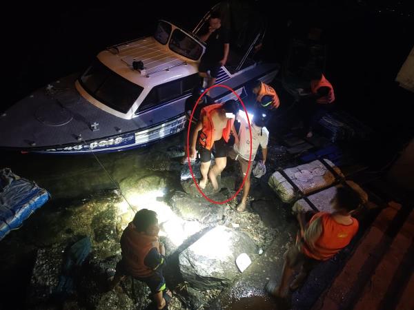 Công an Đà Nẵng kịp thời tìm kiếm, cứu người nhảy cầu tự tử