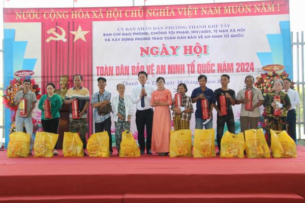 Nhiều hoạt động thiết thực tại Ngày hội Toàn dân bảo vệ an ninh Tổ quốc ở cơ sở