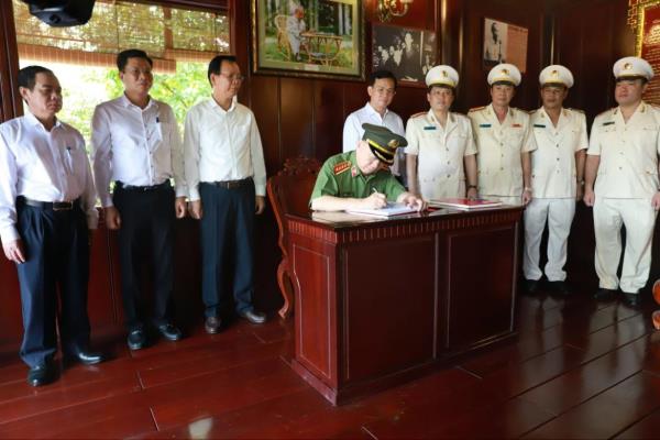 Công an Đắk Nông đoàn kết thực hiện Di chúc của Chủ tịch Hồ Chí Minh