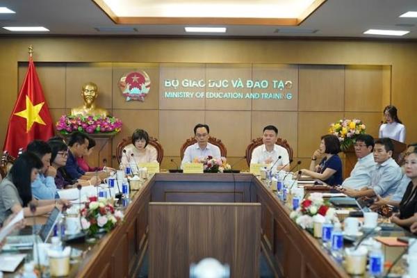 Phát động giải báo chí Vì sự nghiệp giáo dục với giải đặc biệt 60 triệu đồng