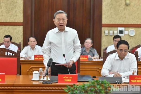 Tổng Bí thư, Chủ tịch nước Tô Lâm chủ trì cuộc họp Tiểu ban Văn kiện Đại hội XIV của Đảng