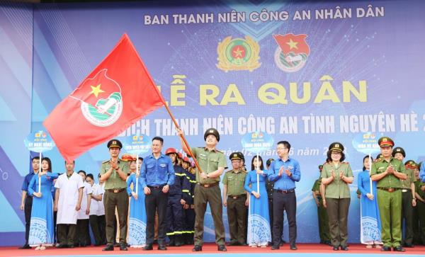 Kỳ cuối: Vai trò xung kích, đi đầu của sinh viên trong việc nhận diện hình thức mới xuyên tạc, chống phá cách mạng Việt Nam của các thế lực thù địch trong tình hình hiện nay