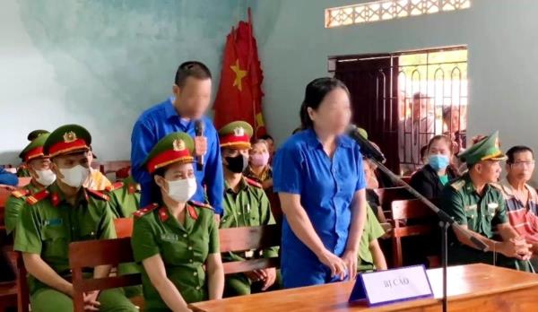 Tử hình 2 cửu vạn gùi 34 bánh heroin