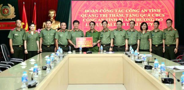 Công an tỉnh Quảng Trị tiếp tục trao hỗ trợ Công an nhiều tỉnh phía Bắc khắc phục hậu quả bão Yagi