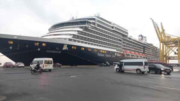 Đà Nẵng đón hàng nghìn khách quốc tế trong ngày đầu năm mới 2025