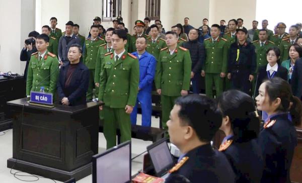 Cái giá phải trả của 2 cựu đại biểu Quốc hội không đại diện cho tiếng nói nhân dân