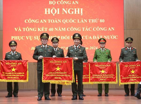 Đấu tranh quyết liệt, hiệu quả với các loại tội phạm, xây dựng thế trận an ninh nhân dân vững chắc