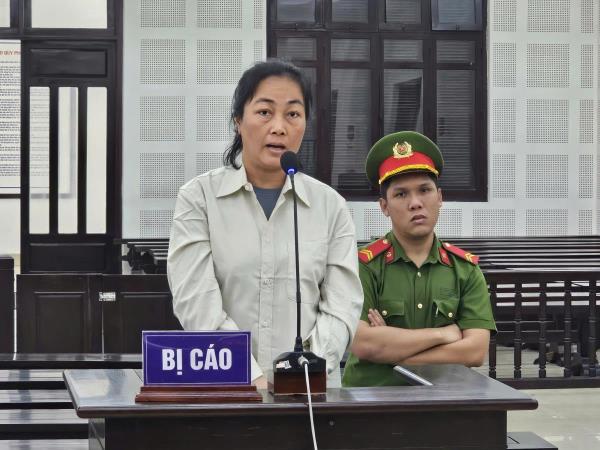 Lừa tiền tỷ của hàng xóm bằng chiêu lấy mỡ thắng nó