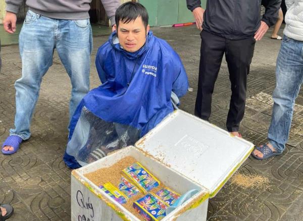 Bí mật trong chiếc thùng xốp