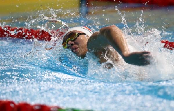 Kình ngư Nguyễn Huy Hoàng lần đầu tiên đoạt HCV châu Á