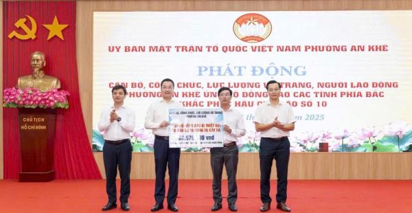 Phường An Khê ủng hộ gần 70 triệu đồng tại lễ phát động giúp các tỉnh phía Bắc khắc phục hậu quả bão lũ
