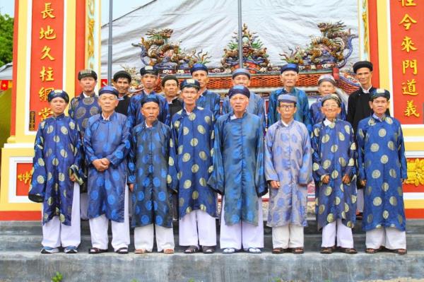 Làng trường thọ bên phá Tam Giang