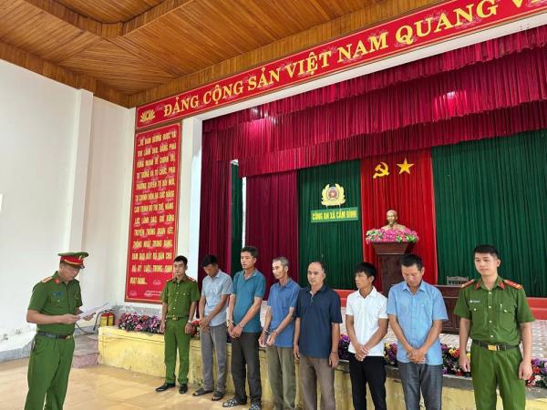 Khởi tố nhiều đối tượng đỏ đen